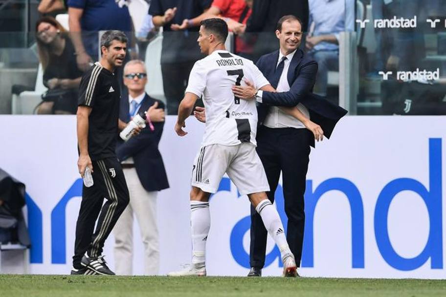 CR7 riceve anche i complimenti di Max Allegri, che proprio ieri in conferenza stampa aveva detto: “Ronaldo segner”. AFP